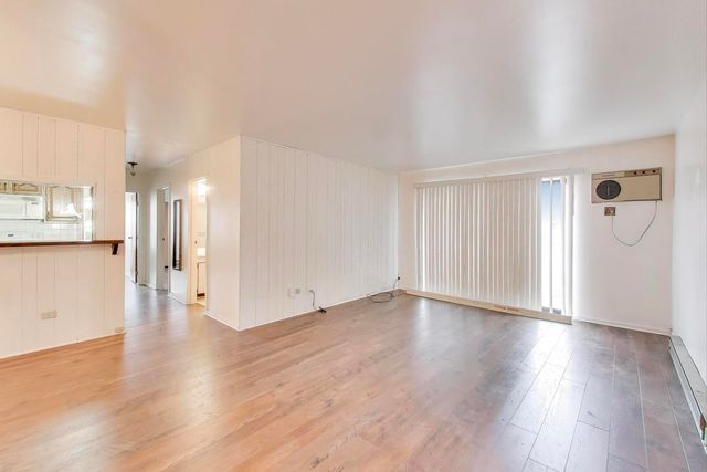 931 W Arquilla Drive 113, Glenwood, IL 60425