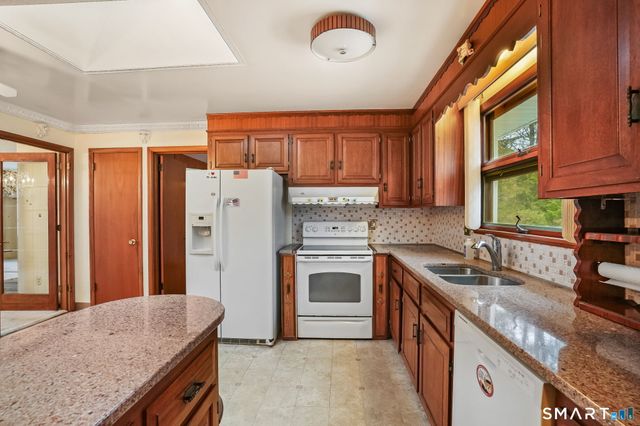 4487 Madison Avenue, Trumbull, CT 06611