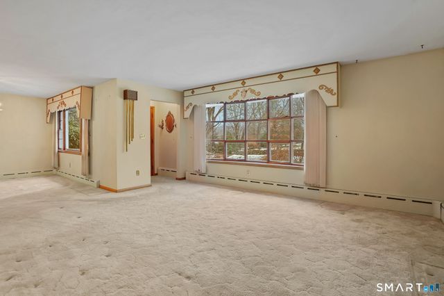 4487 Madison Avenue, Trumbull, CT 06611