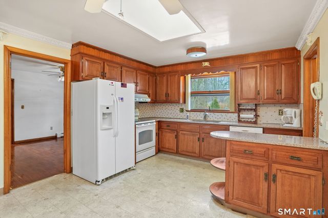 4487 Madison Avenue, Trumbull, CT 06611