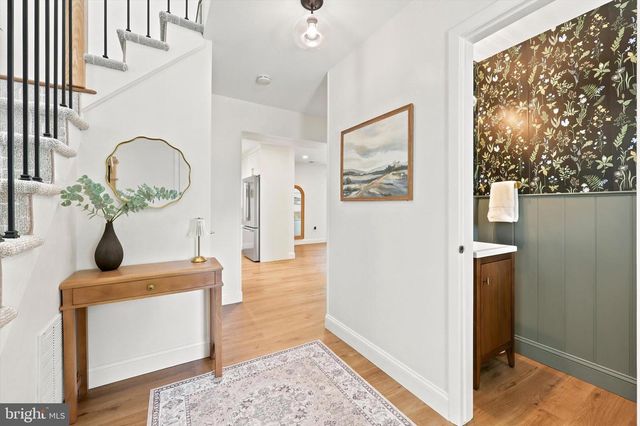 4 KRISTIN WAY, Hamilton, NJ 08690