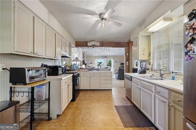 2835 Landington Way, Duluth, GA 30096