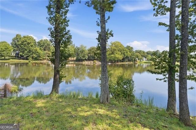 2835 Landington Way, Duluth, GA 30096