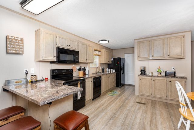570 Little Indian Drive Drive, Jamestown, KY 42629