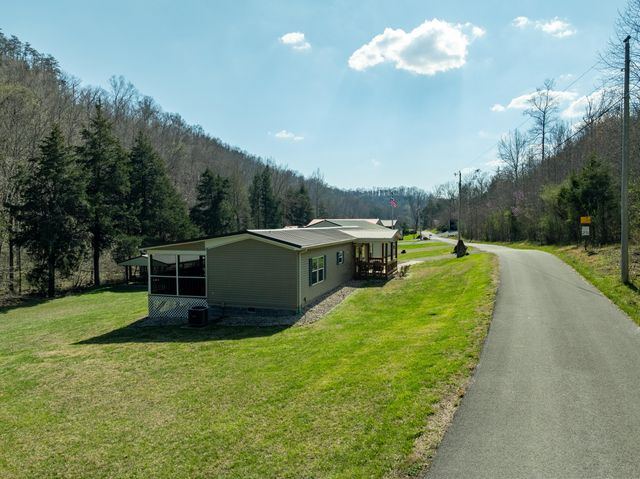 570 Little Indian Drive Drive, Jamestown, KY 42629