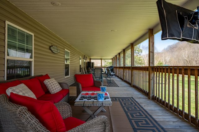 570 Little Indian Drive Drive, Jamestown, KY 42629