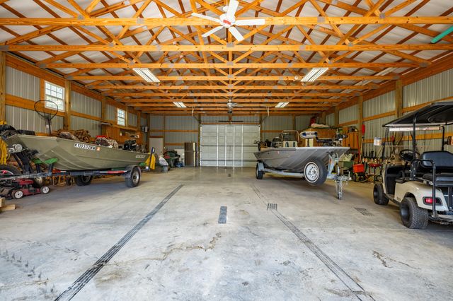 570 Little Indian Drive Drive, Jamestown, KY 42629