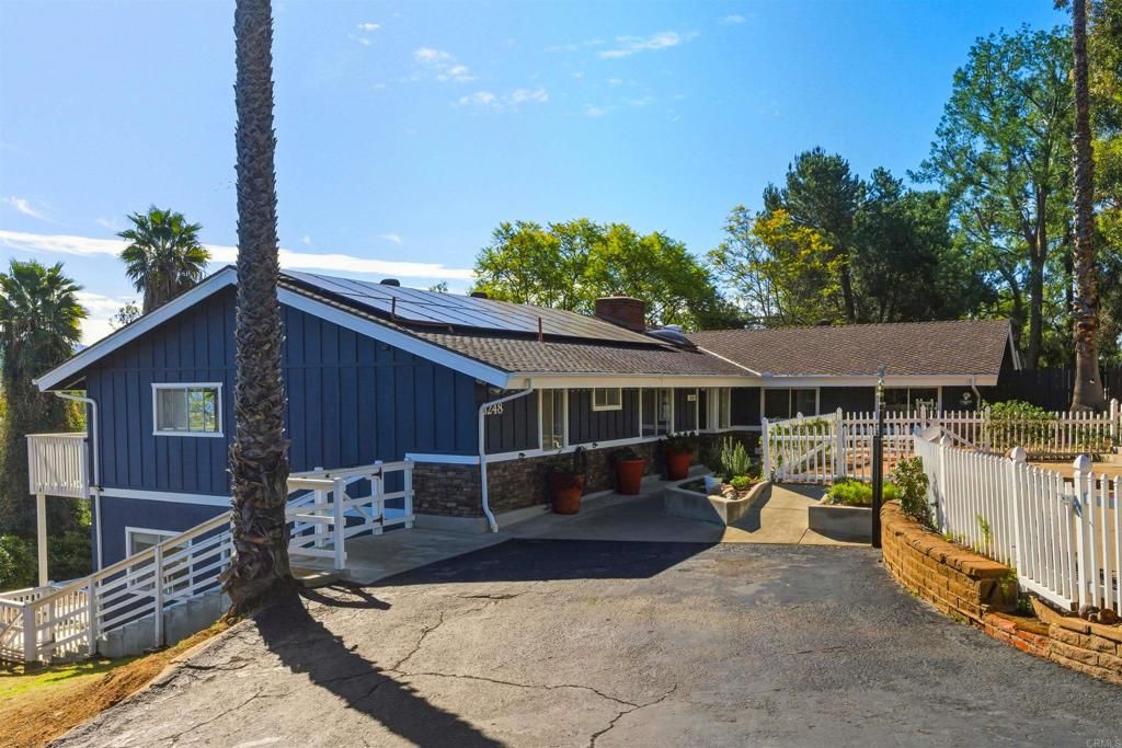 Image 1 of property listing at 3248 Mary Lane, Escondido, CA 92025