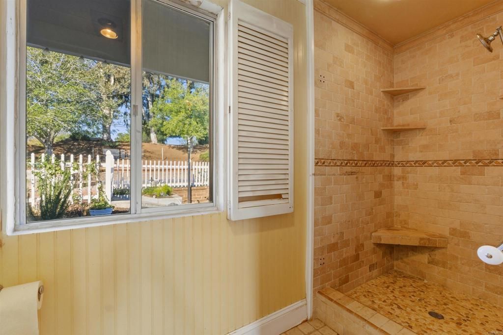 Image 23 of property listing at 3248 Mary Lane, Escondido, CA 92025