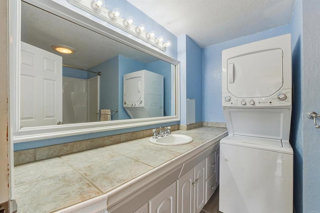 Image 34 of property listing at 3248 Mary Lane, Escondido, CA 92025