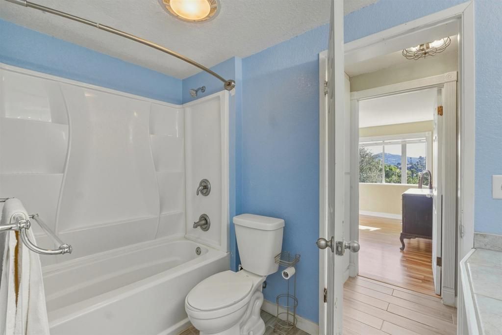 Image 35 of property listing at 3248 Mary Lane, Escondido, CA 92025