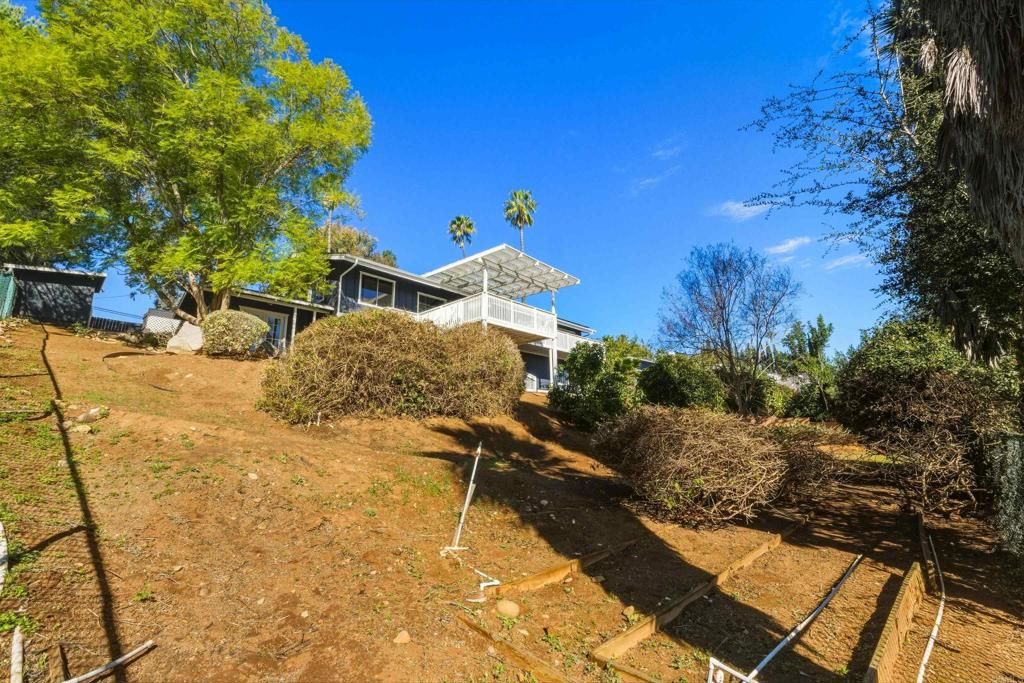 Image 42 of property listing at 3248 Mary Lane, Escondido, CA 92025