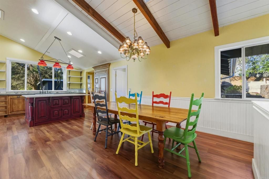 Image 6 of property listing at 3248 Mary Lane, Escondido, CA 92025