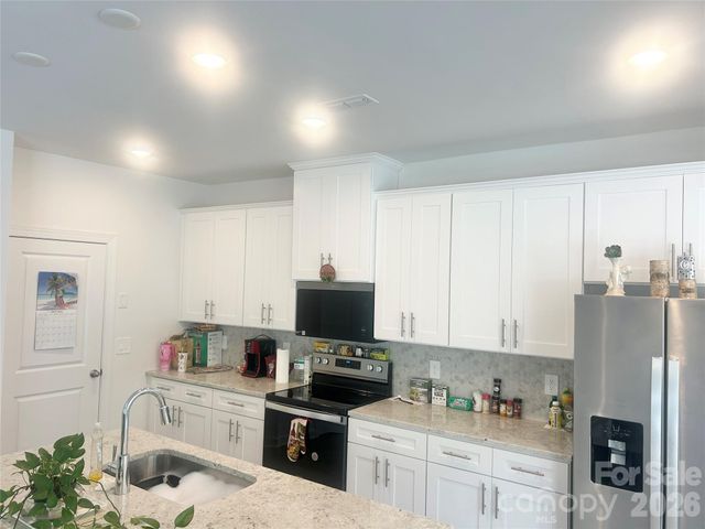 5021 Poplin Valley, Cherryville, NC 28021