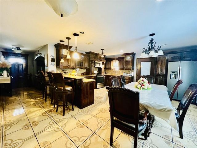 5 Montalvo Hill Road, Rio Grande City, TX 78582