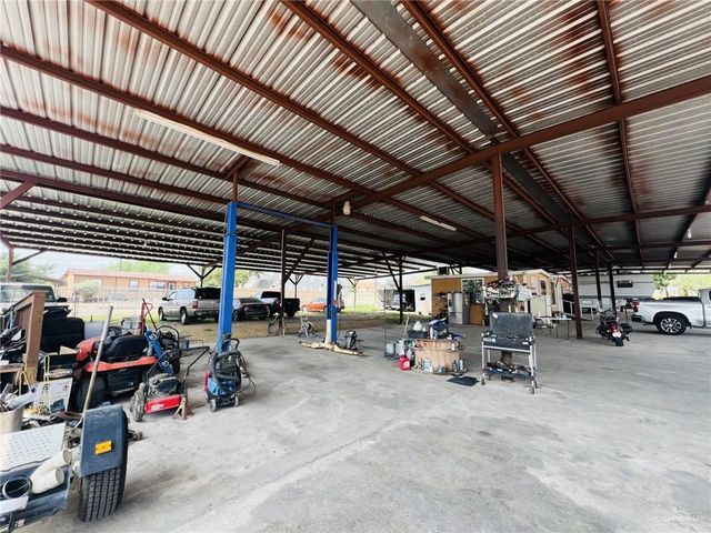 5 Montalvo Hill Road, Rio Grande City, TX 78582