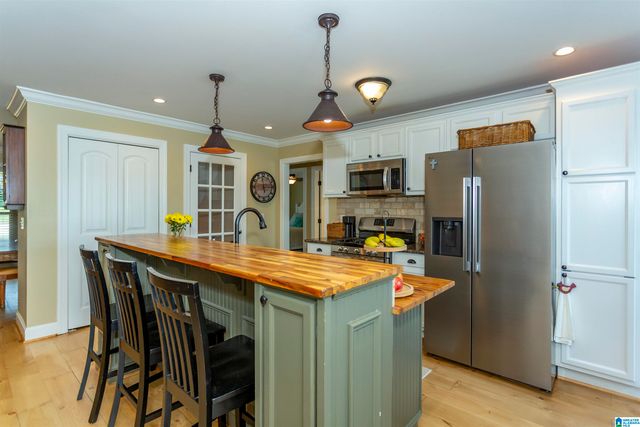 2914 HAMILTON ROAD, Pell City, AL 35128