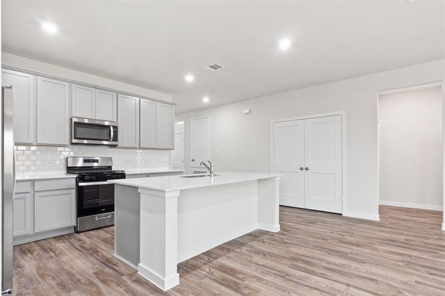 30223 Fledged Wing Drive, Waller, TX 77484