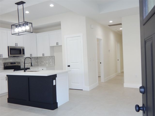 16967 W Juneau, Montgomery, TX 77316