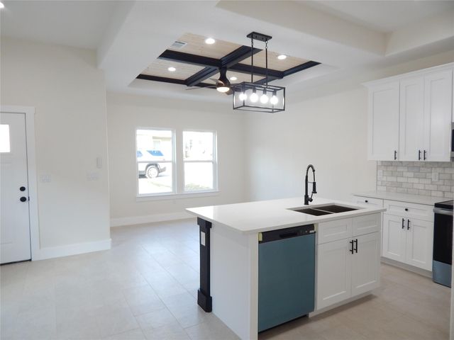 16967 W Juneau, Montgomery, TX 77316