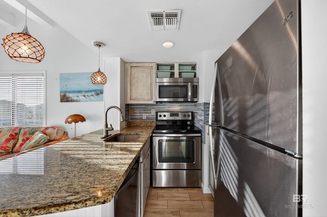 497 Plantation Road 1352, Gulf Shores, AL 36542