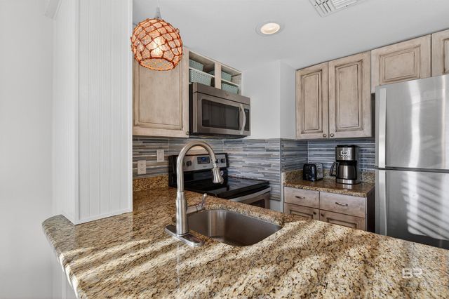 497 Plantation Road 1352, Gulf Shores, AL 36542