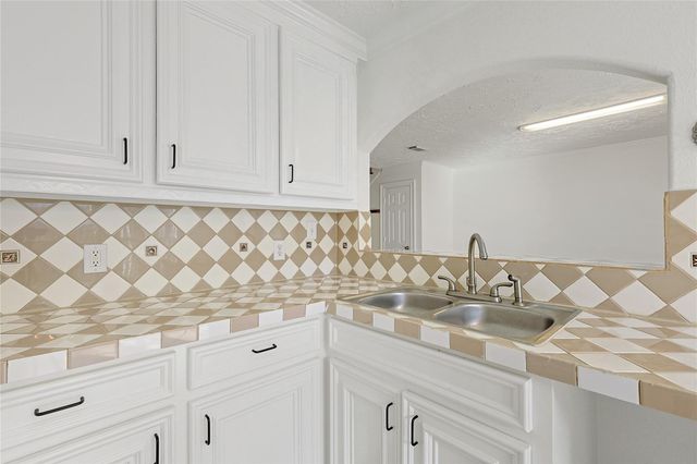 8502 Detroit Street C, Houston, TX 77017