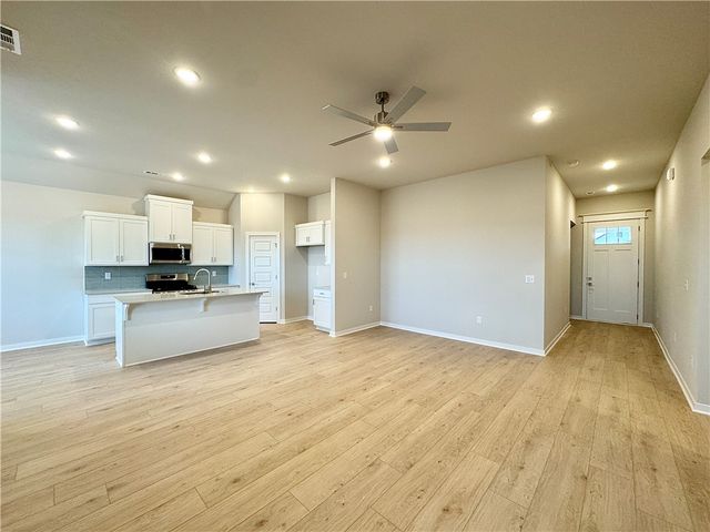 5908 SW Bear Creek Avenue, Bentonville, AR 72713