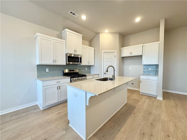 5908 SW Bear Creek Avenue, Bentonville, AR 72713