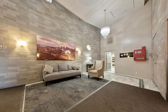 66 9th Street E 2516, Saint Paul, MN 55101