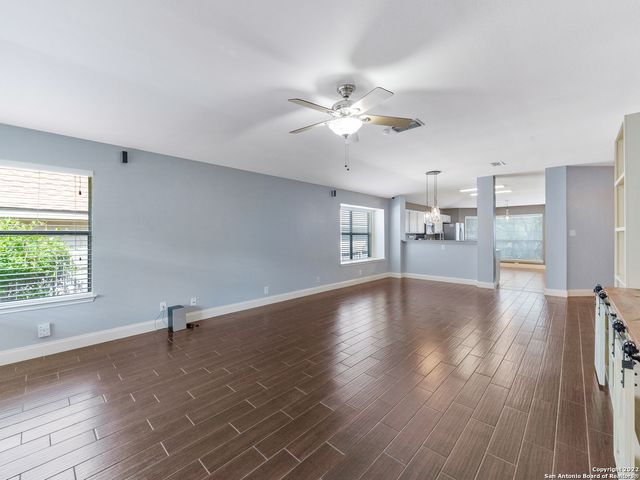 9807 SANDIE, Helotes, TX 78023