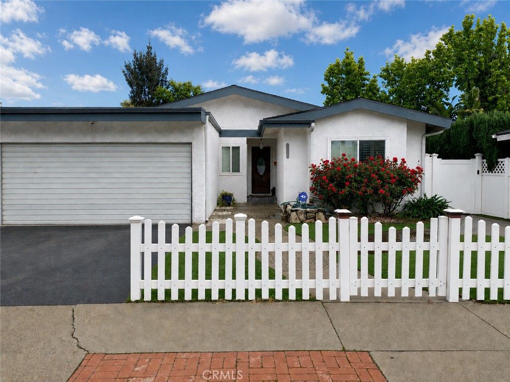13042 Aetna Street, Valley Glen, CA 91401