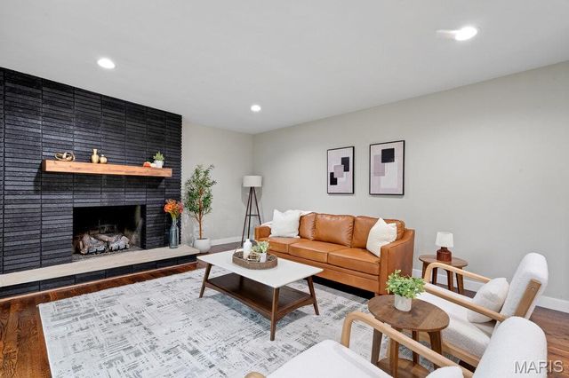 1670 Bennett Avenue, Warson Woods, MO 63122
