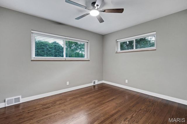 1670 Bennett Avenue, Warson Woods, MO 63122