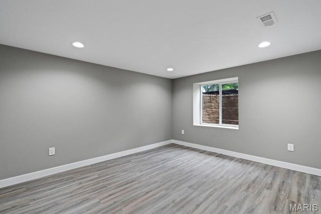 1670 Bennett Avenue, Warson Woods, MO 63122