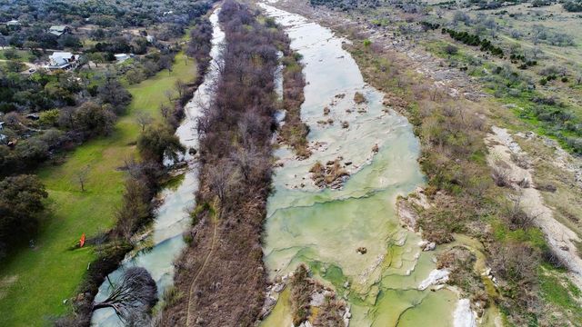 1365 Pedernales Hills RD, Johnson City, TX 78636