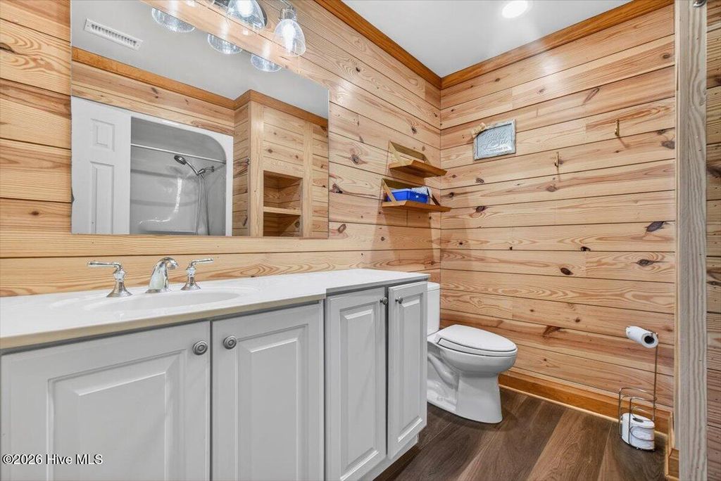 Image 12 of property listing at 765 George II Highway SE, Winnabow, NC 28479