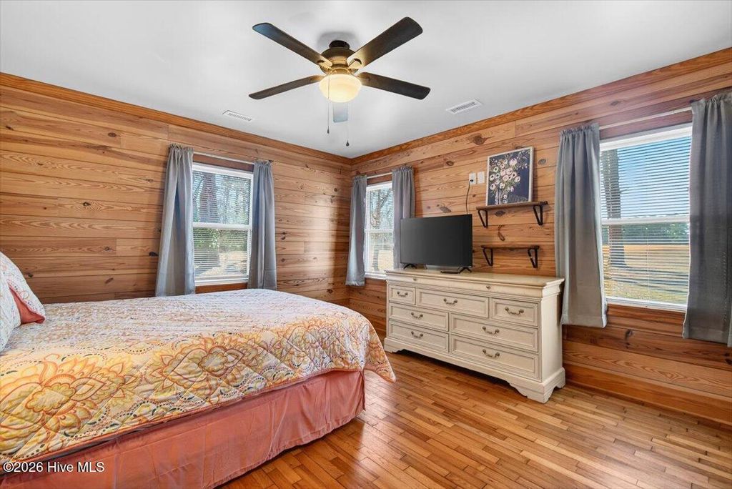 Image 25 of property listing at 765 George II Highway SE, Winnabow, NC 28479