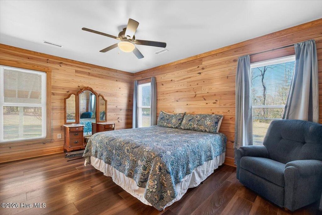 Image 9 of property listing at 765 George II Highway SE, Winnabow, NC 28479