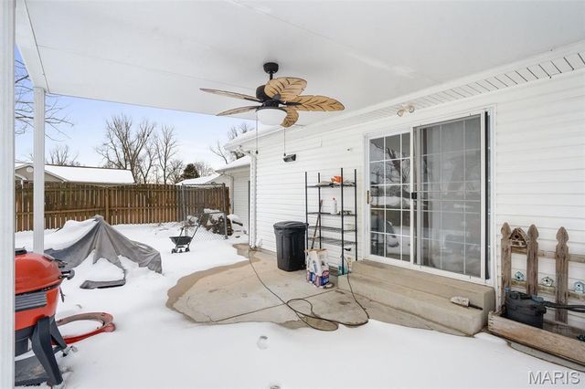 393 Martin Field Court, Villa Ridge, MO 63089