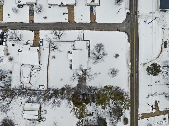 393 Martin Field Court, Villa Ridge, MO 63089