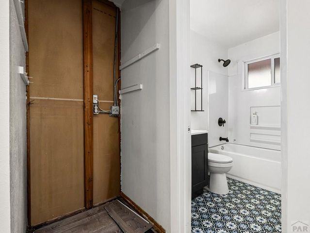 1632-1634 Hollywood Dr, Pueblo, CO 81005