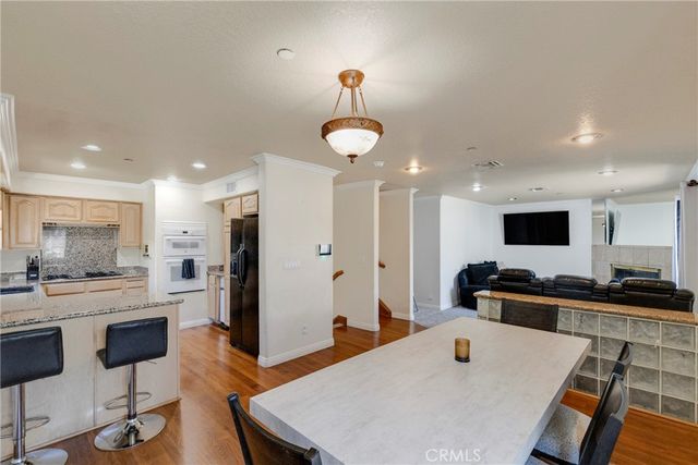 21492 Arapahoe Trail, Chatsworth, CA 91311