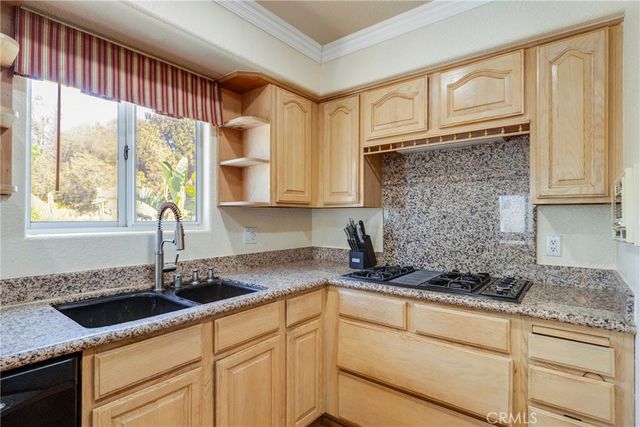 21492 Arapahoe Trail, Chatsworth, CA 91311