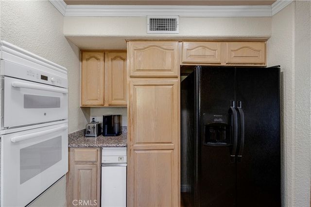 21492 Arapahoe Trail, Chatsworth, CA 91311