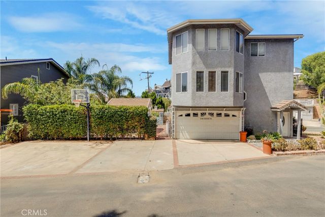 21492 Arapahoe Trail, Chatsworth, CA 91311