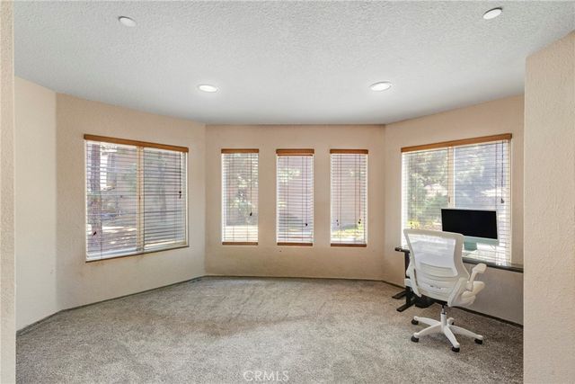21492 Arapahoe Trail, Chatsworth, CA 91311