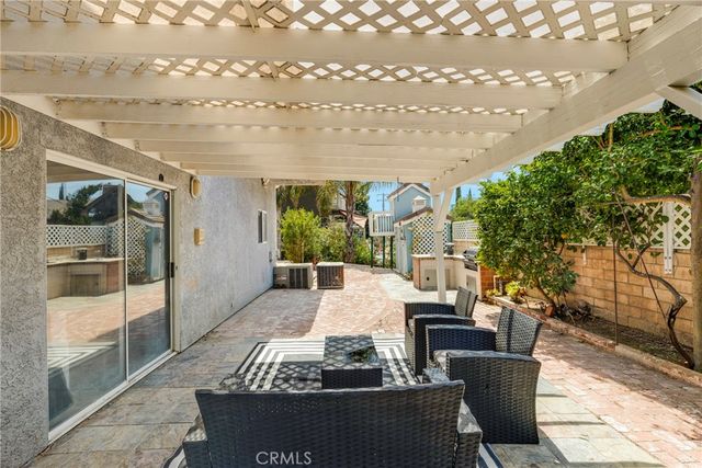 21492 Arapahoe Trail, Chatsworth, CA 91311