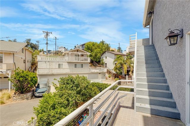 21492 Arapahoe Trail, Chatsworth, CA 91311