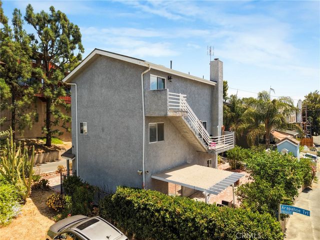 21492 Arapahoe Trail, Chatsworth, CA 91311